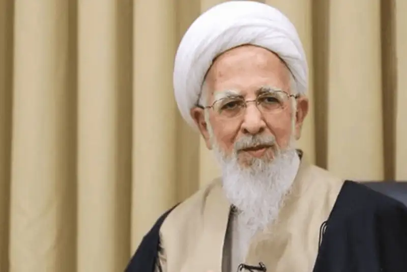 آیت‌الله جوادی آملی: مردم در صحنه جزو فرشتگان زمینی‌اند +فیلم