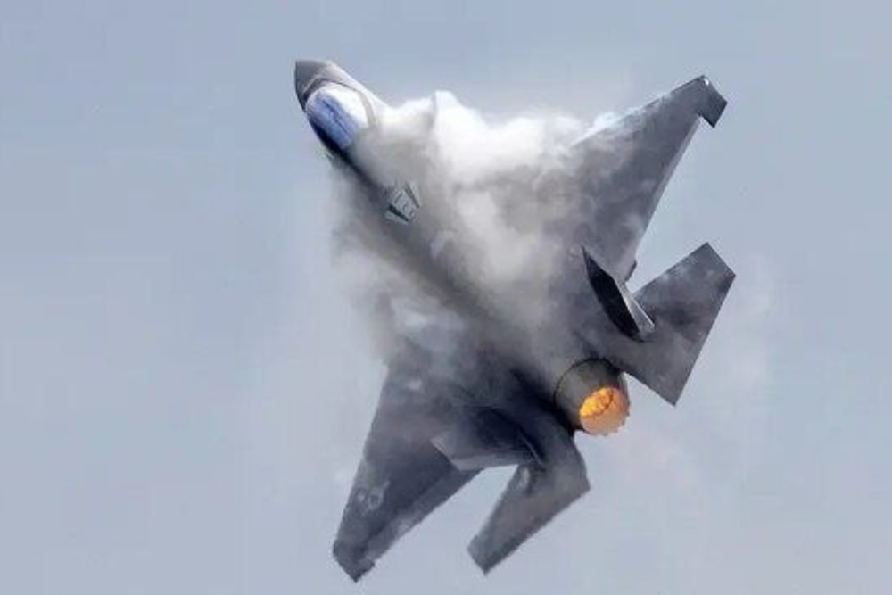 سقوط جنگنده F-35 آمریکا در نوادا