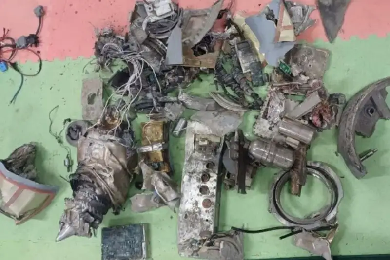 سپاه: یک فروند موشک کروز«جی اس اس ام» در بویین زهرا منهدم شد