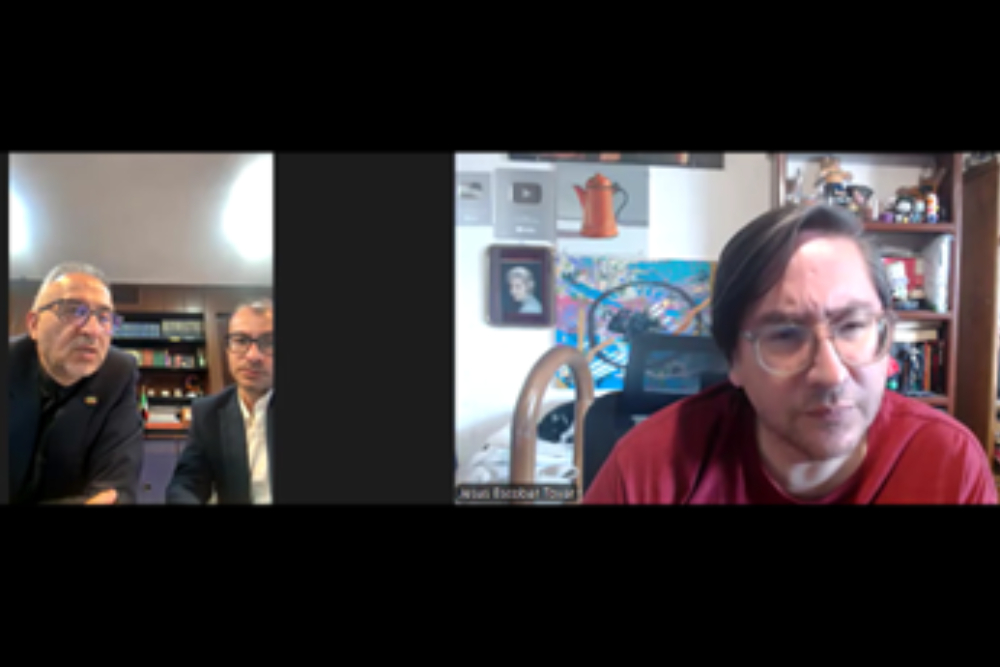 بدون هیچ‌گونه تردیدی در مورد حقانیت موضع خود، در حال دفاع هستیم