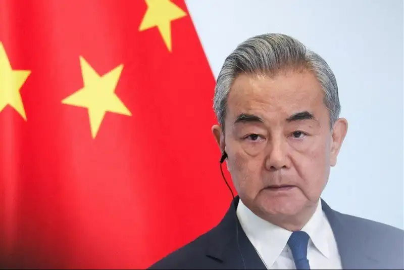 پکن: جنگ علیه ایران ادامه یابد تنگه هرمز هرگز به ثبات نخواهد رسید