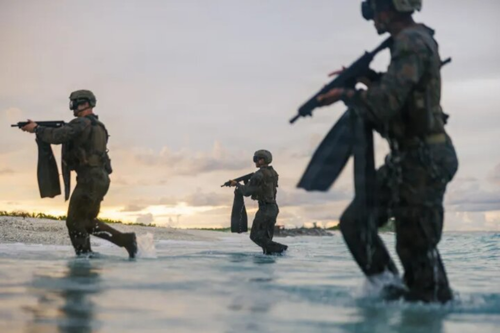 مشاور پیشین پنتاگون: آمریکا برای عملیات زمینی در ایران آماده نیست