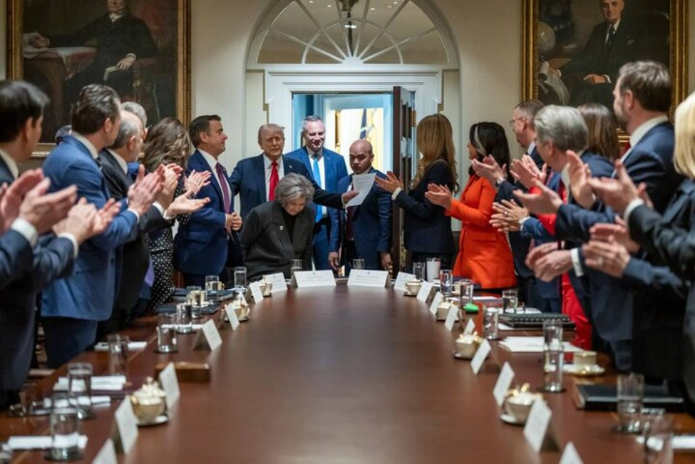 عصبانیت ترامپ از عملکرد وزیران کار و بازرگانی خود