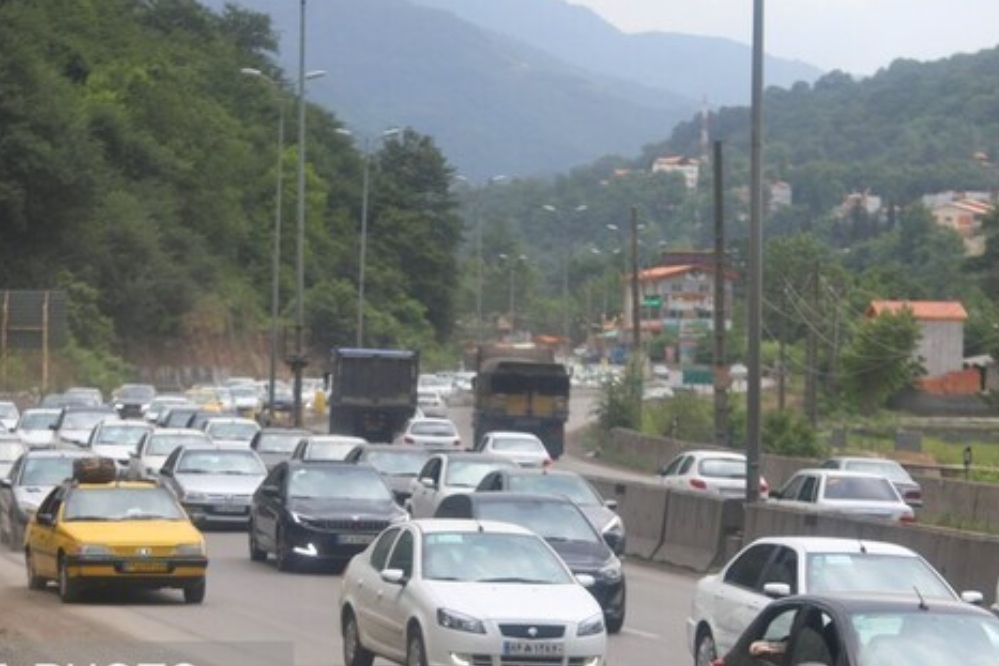 ترافیک سنگین در محورهای منتهی به تهران در روزهای پایانی تعطیلات