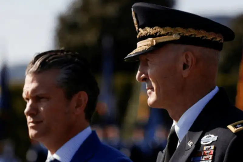 شکاف در اردوگاه ترامپ بر سر برکناری رئیس ستاد ارتش آمریکا