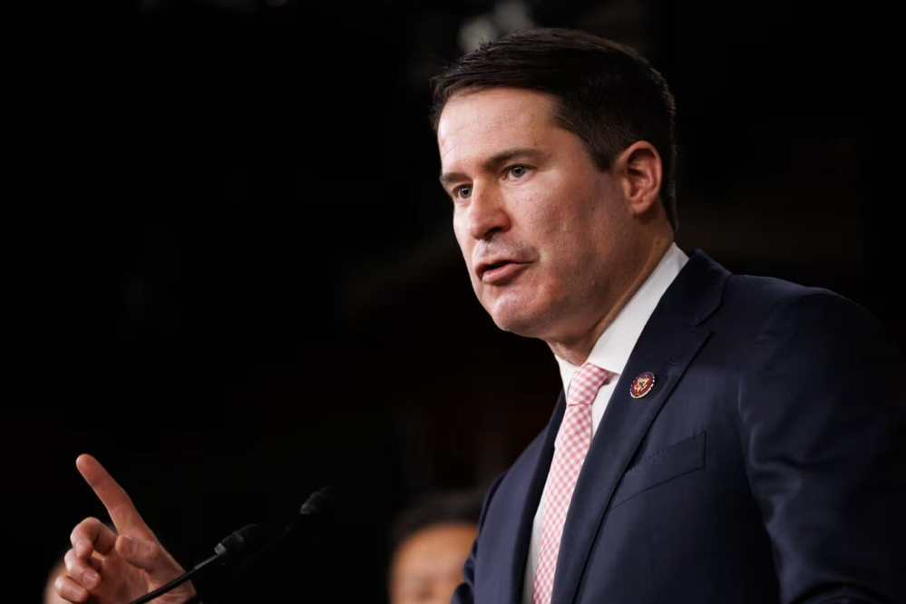 عضو مجلس نمایندگان آمریکا: ترامپ نمی‌داند چگونه به جنگ علیه ایران پایان دهد