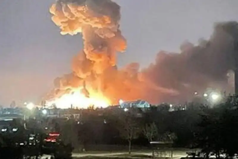 ادامه حملات دشمن آمریکایی-صهیونی به ایران/ حمله به مناطقی از کهگیلویه و اردبیل