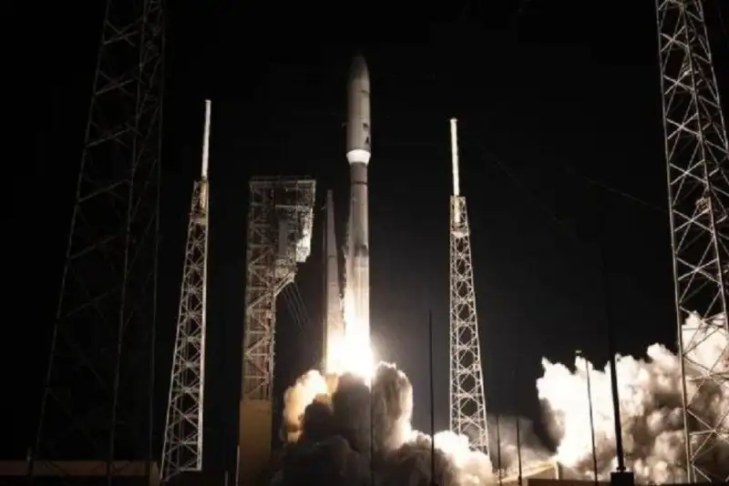 موشک «اطلس 5» سنگین‌ترین محموله خود را به فضا برد