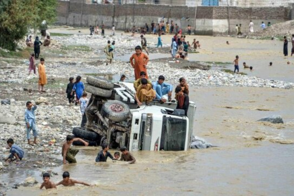 افزایش شمار جانباختگان سیل افغانستان به 100 تن