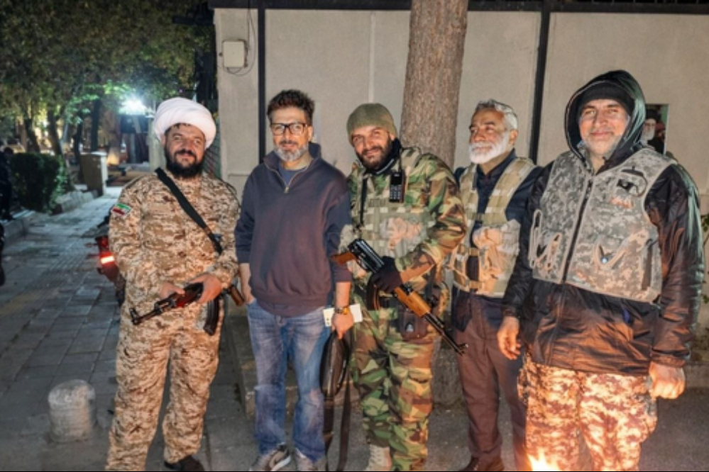 حضور مجید واشقانی در میان بسیجیان ایست بازرسی