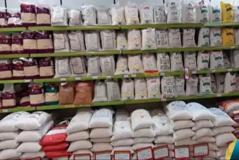 رئیس اتحادیه بنکداران: هیچ کمبودی در بازار وجود ندارد