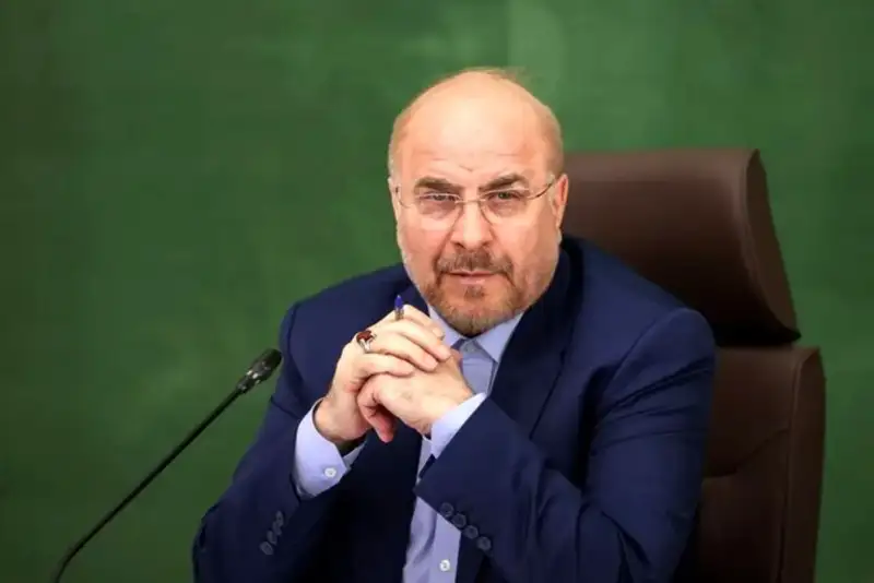 قالیباف پیام رهبر انقلاب درباره تنگه هرمز را بازنشر کرد