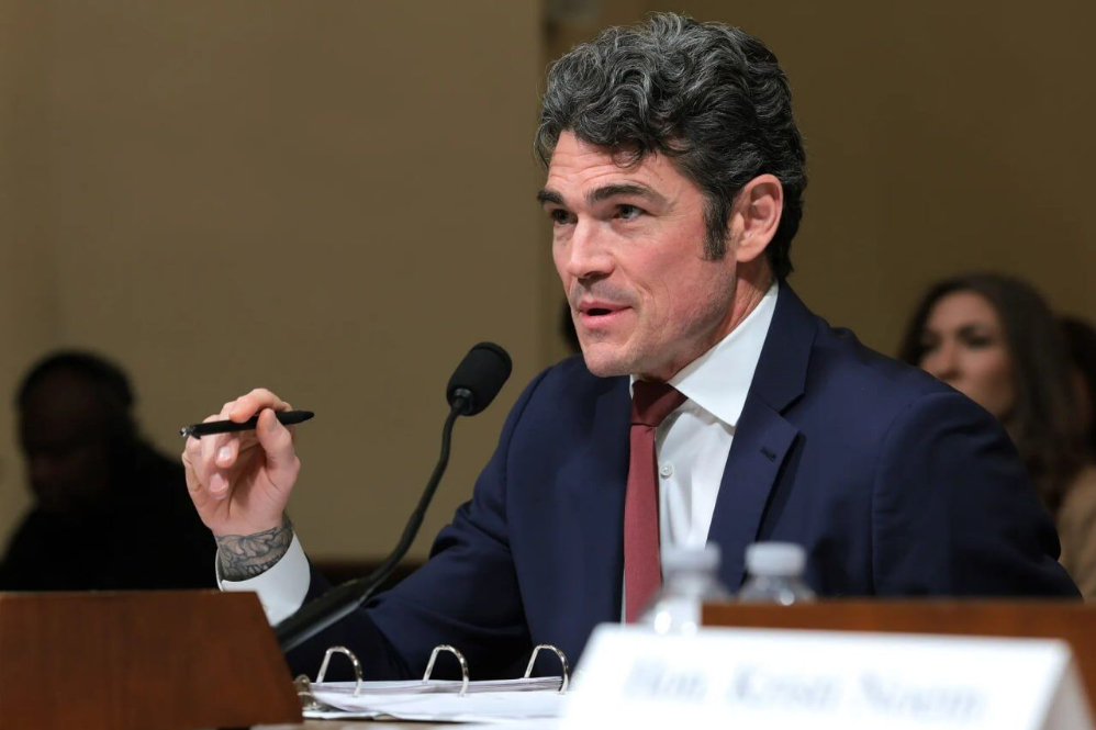 مقام سابق آمریکایی: میهن‌پرستی دور نگه داشتن کشور از جنگ‌های احمقانه است