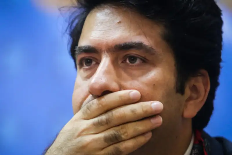 واکنش محمد معتمدی به حمله به دانشگاه‌ها و انستیتو پاستور