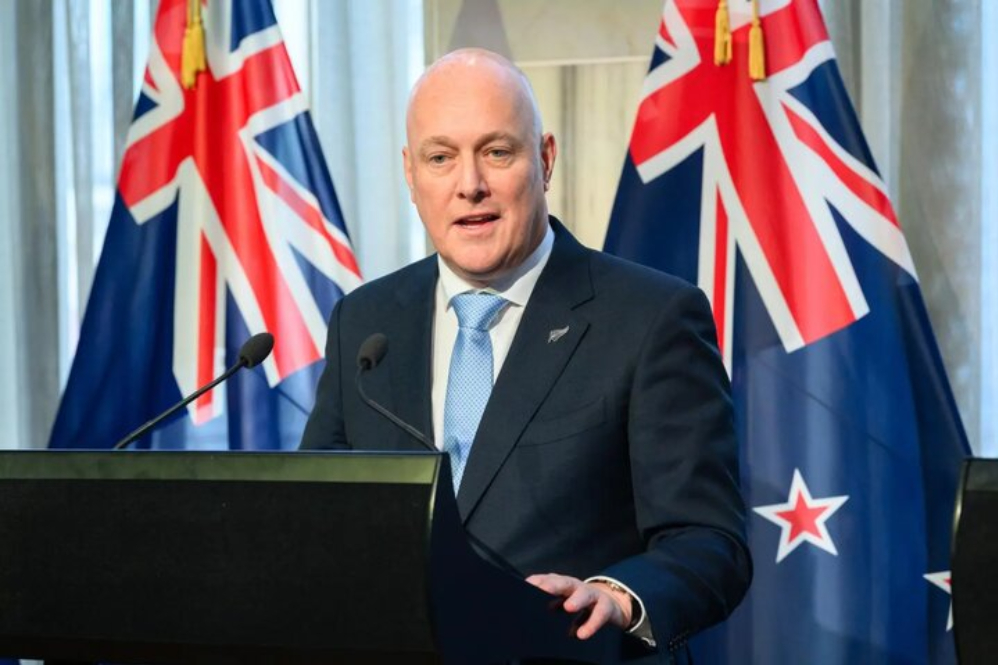 نخست‌وزیر نیوزیلند: تهدیدات ترامپ علیه ایران بی‌فایده است