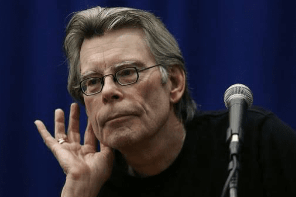 واکنش استیون کینگ به قیمت بنزین