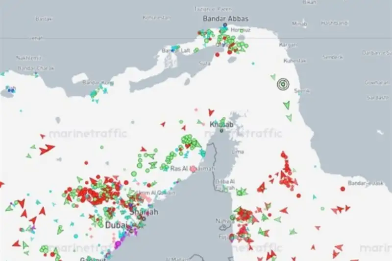 نیویورک‌تایمز: هیچ نفتکشی از زمان آتش‌بس از تنگه هرمز رد نشده است