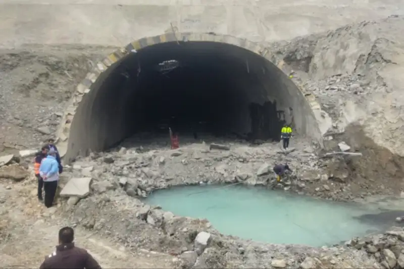 بازگشایی محور شمال به جنوب آزادراه خرم‌آباد - بروجرد