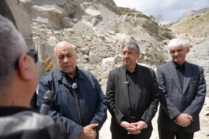 معاون وزیر راه: دشمن از روی استیصال به زیرساخت‌های کشور حمله کرد