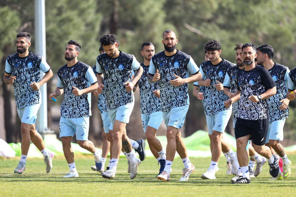 تمرینات تیم فوتبال استقلال تعطیل شد