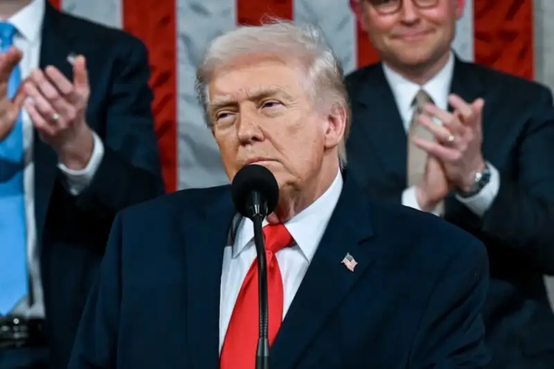 خشم ترامپ از ایران به دلیل اخذ عوارض از کشتی‌ها در تنگه هرمز