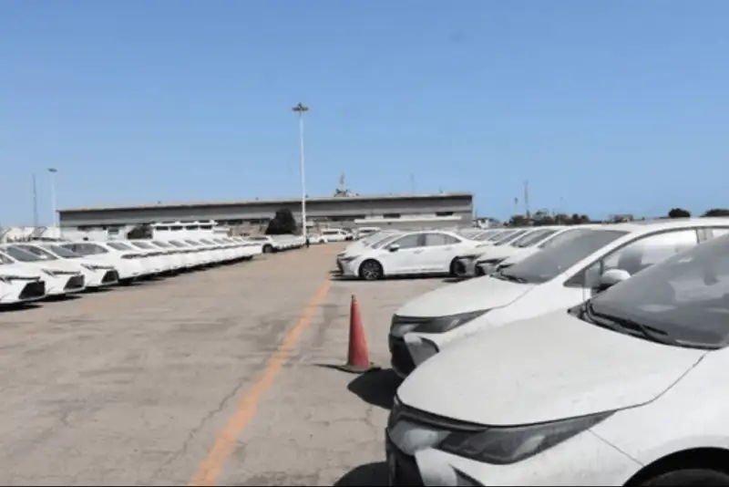 بیش از 7 هزار خودرو وارداتی در عرض 40 روز جنگ ترخیص شد