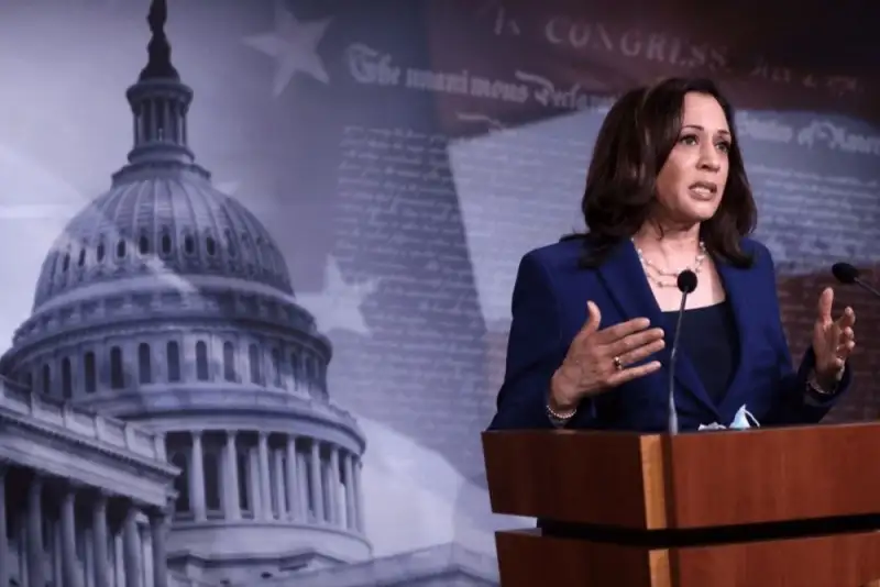 کامالا هریس: ترامپ با حمله به ایران، ضربۀ بزرگی به اعتبار آمریکا زد