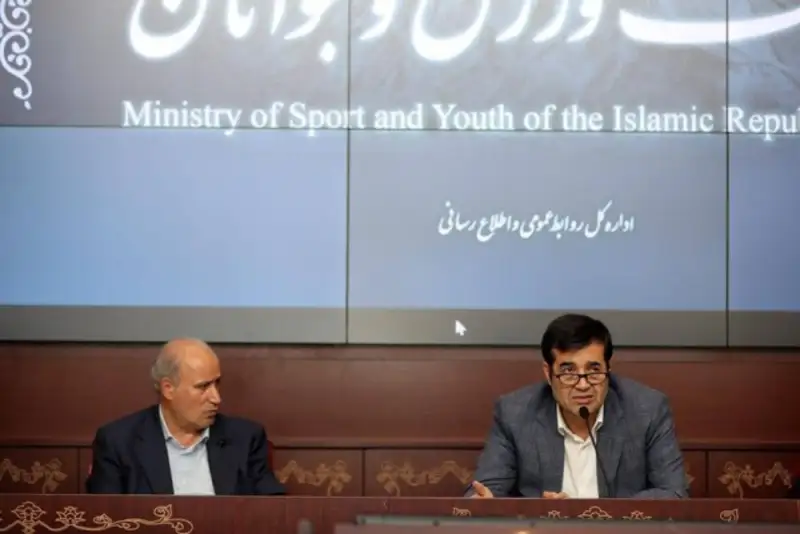 عدم مخالفت وزارت ورزش با برگزاری لیگ برتر