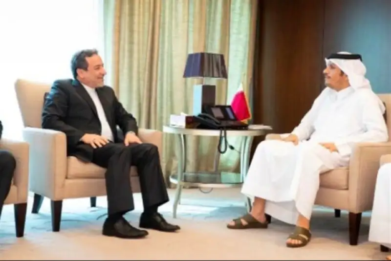 گفت‌وگوی عراقچی با همتای قطری خود