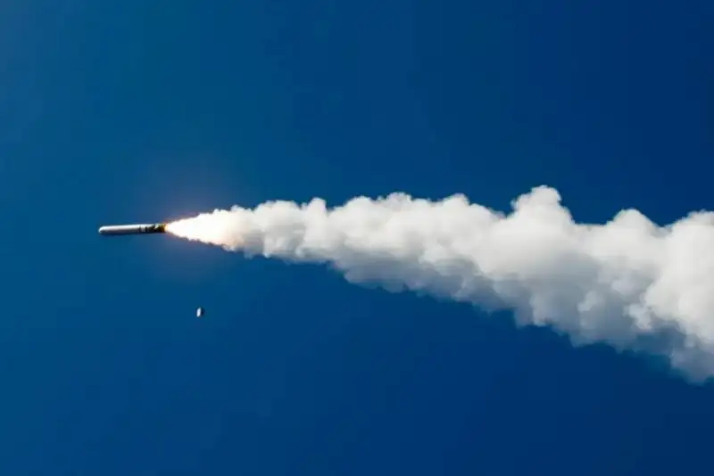 اتمام کامل ذخایر موشکی یک واحد از ارتش آمریکا