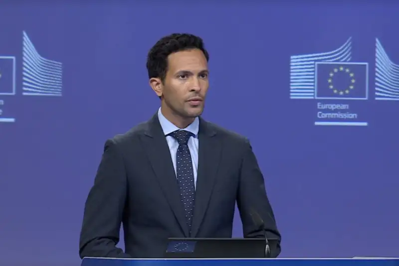 تاکید اتحادیه اروپا بر دیپلماسی برای حل مسائل ایران و آمریکا