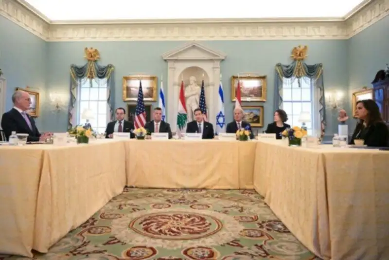 آغاز مذاکرات مستقیم لبنان و رژیم صهیونیستی در واشنگتن/شروط اسرائیل/بیانیه مشترک +  فیلم