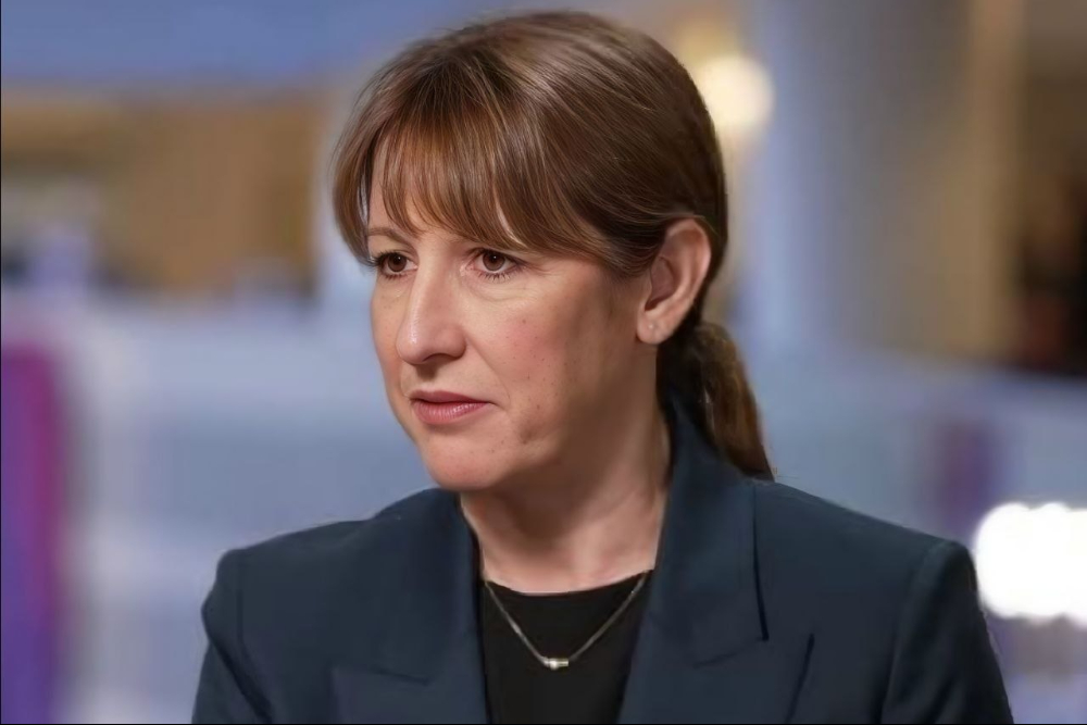 وزیر دارایی انگلیس: جنگ ترامپ علیه ایران حماقت بود