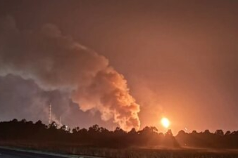 آتش‌سوزی گسترده در دومین پالایشگاه نفت استرالیا + فیلم