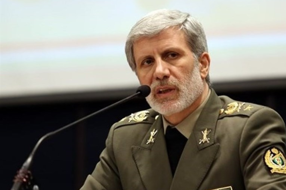 اللواء حاتمي: الجيش بعيون مفتوحة وأيدٍ على الزناد، جاهز لمواجهة أي اعتداء