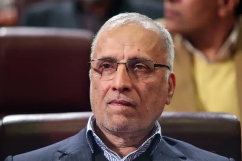 گفتگو به مثابه دفاع بر ساخت هویت ملی در شرایط بحران