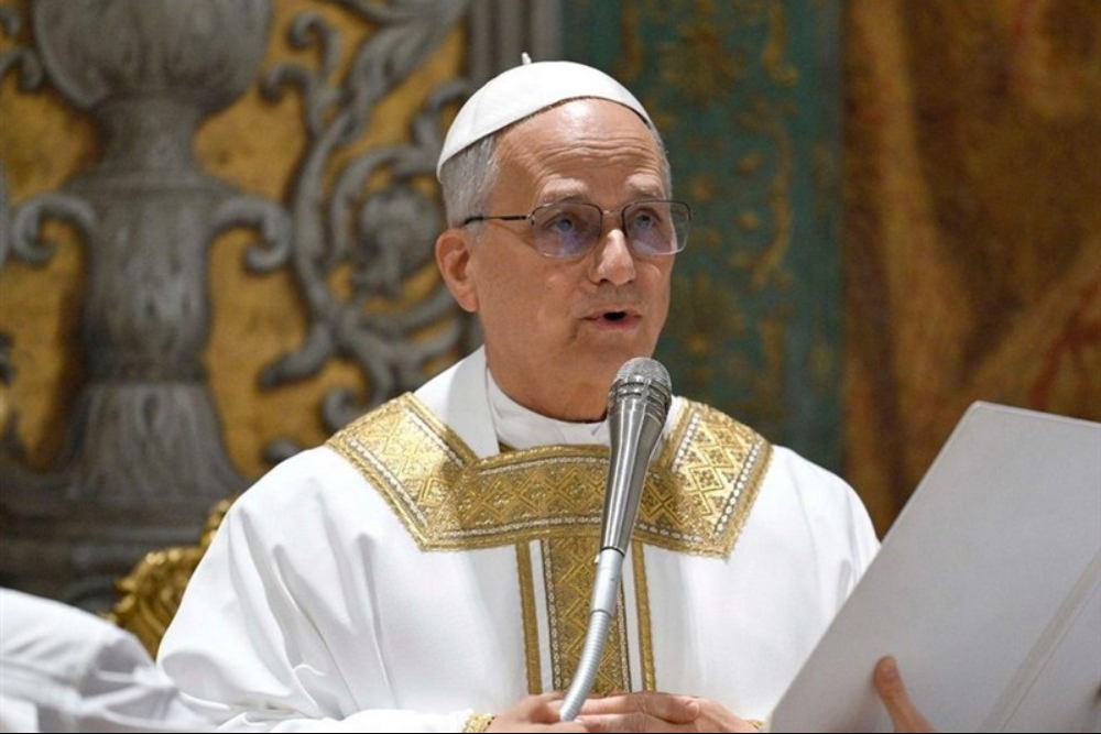 پاپ: علاقه ای به بحث با ترامپ ندارم