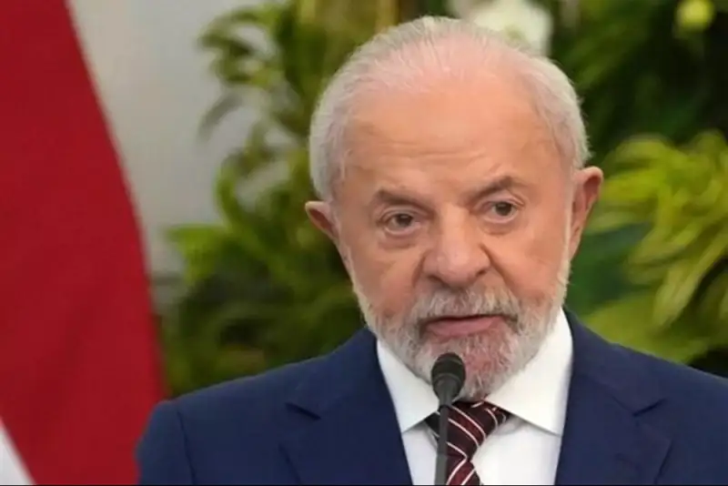 داسیلوا خطاب به ترامپ:  به محاصره کوبا پایان دهید