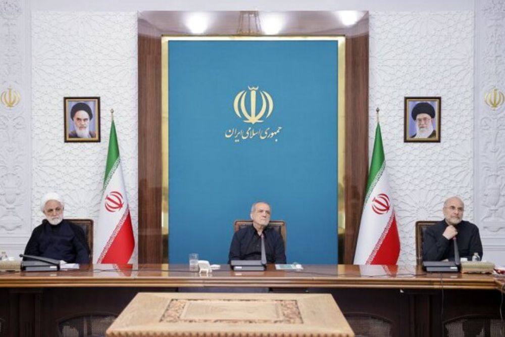 دعوت از ایرانیان خارج وداخل کشور برای ایجاد تحول در اقتصاد کشور