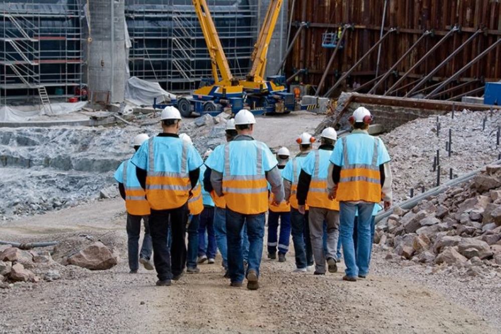 حداقل مزد 1405 ابلاغ شد ؛ جزئیات کامل حقوق 1405+ مبلغ بن کارگری تا حق تأهل