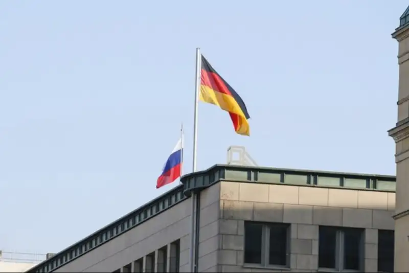 سفیر روسیه در آلمان احضار شد