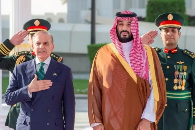 رویترز: پاکستان فروش 1.5 میلیارد دلار سلاح به سودان را پس از مخالفت عربستان متوقف کرد