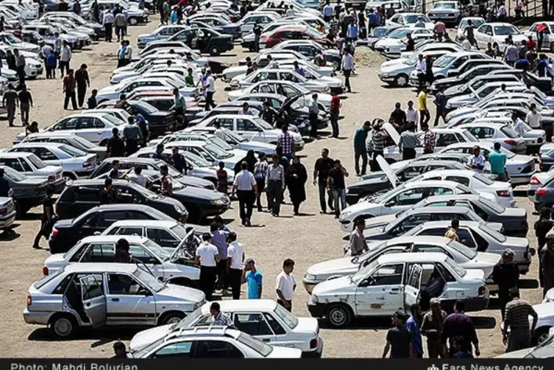 بازار خودرو در رکود؛ نمایشگاه‌ها باز شدند اما خریداری نیست