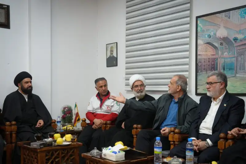 تأکید پزشکیان بر حکمرانی محلی؛ مساجد محور سازماندهی اجتماعی