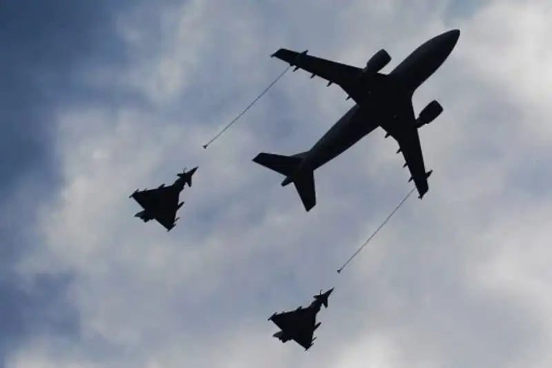 پرسه‌زنی هواپیماهای جاسوسی آمریکا در آسمان عراق