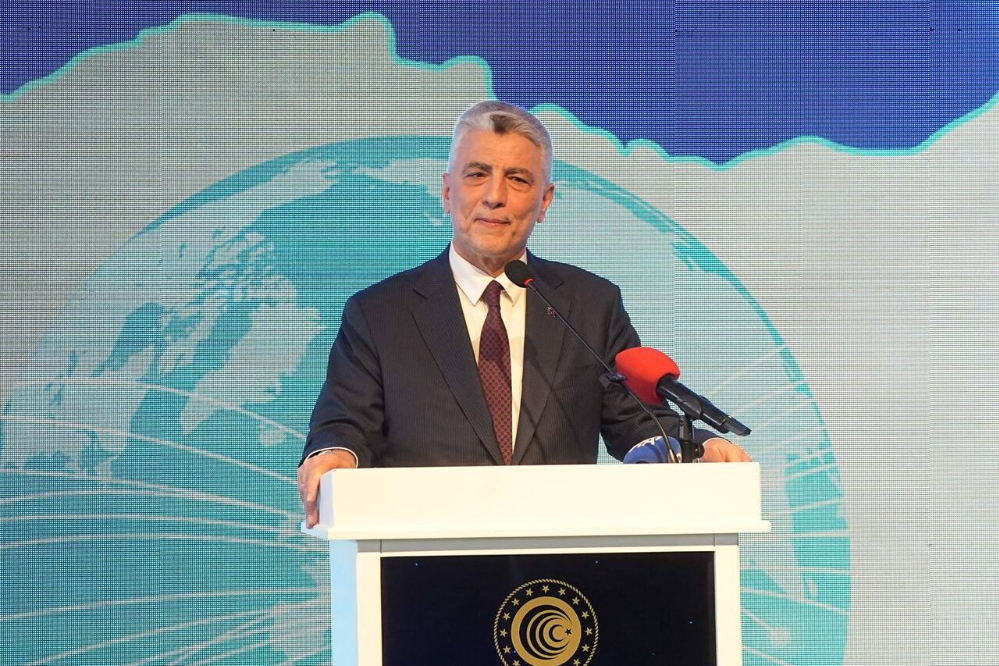 وزير الاقتصاد التركي: سيتم تطوير البنية التحتية الحدودية في تركيا لتعزيز التجارة مع إيران
