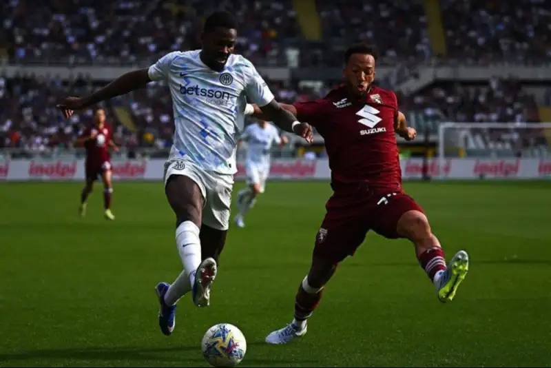 اینتر یک قدم دیگر به قهرمانی نزدیک شد