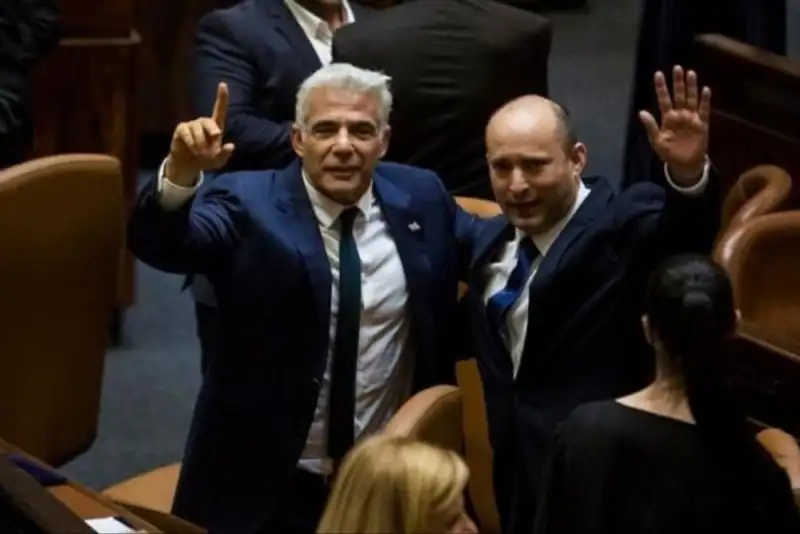 بنت و لاپید برای کنار زدن نتانیاهو متحد شدند