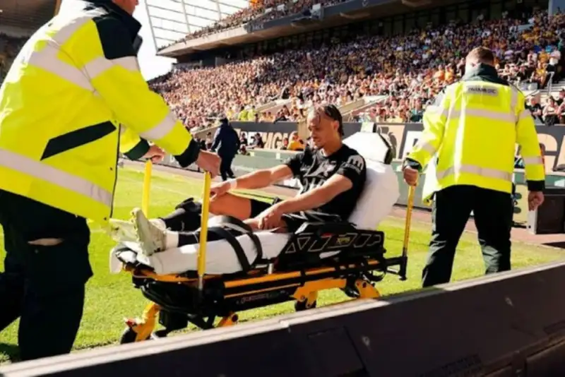 پارگی رباط صلیبی ستاره هلندی و خداحافظی با جام جهانی