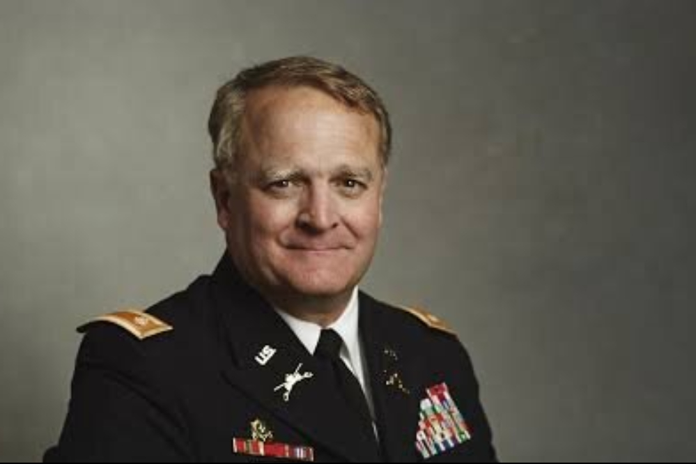 קצין אמריקאי בדימוס: קריסת איראן היא אשליה של טראמפ